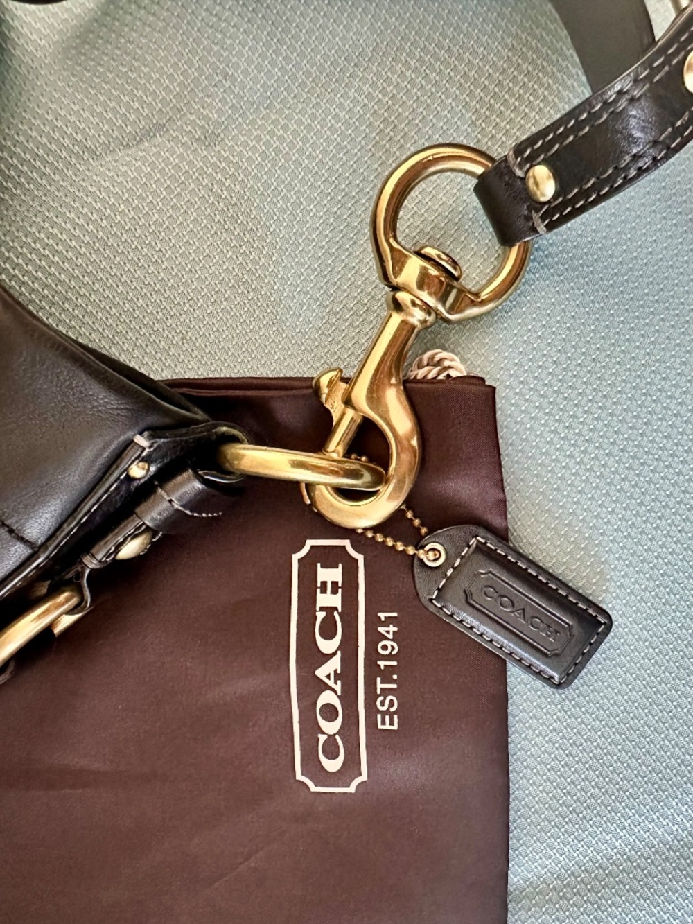 Coach Slim Carly Hobo Bag Black Leather - Picture 5 of 5